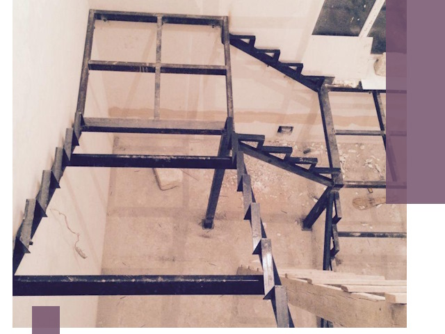 Монтаж лестниц на металлокаркасе в Керчи быстро и качественно