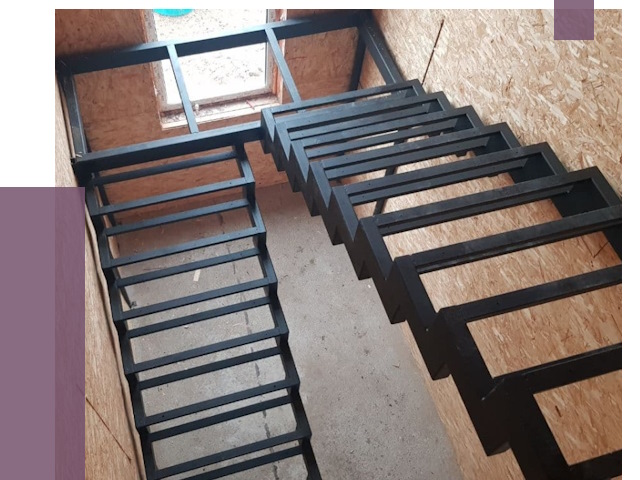 Демонтаж лестниц на металлокаркасе в Керчи от 7353 руб. за м²