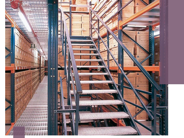 Лестницы складские прочные и безопасные под ключ в Керчи