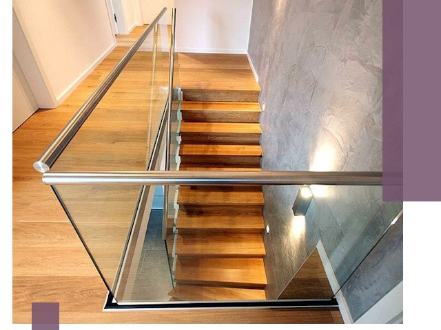 Перила для лестницы в доме — изготовление и монтаж в Керчи