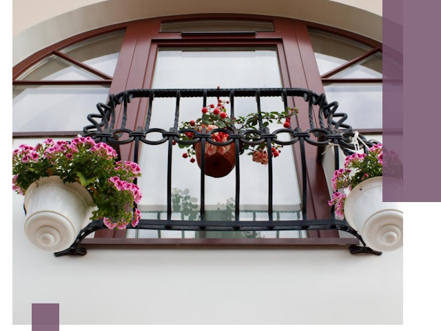 Изготовление и монтаж французских балконов в Керчи