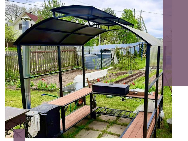 Навесы для барбекю в Керчи: изготовление, монтаж и демонтаж