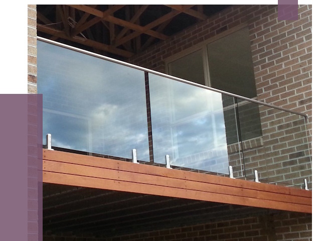 Стеклянные парапеты на крыше и террасе в Керчи от 11489 руб. | ПРОЛЁТ-Крч